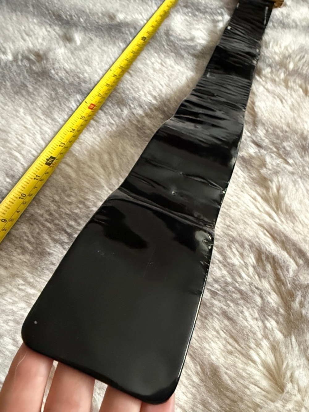 Vintage CHANEL Black Patent Leather Belt with Gold plate Buckle. xs size - Picture 8 of 11